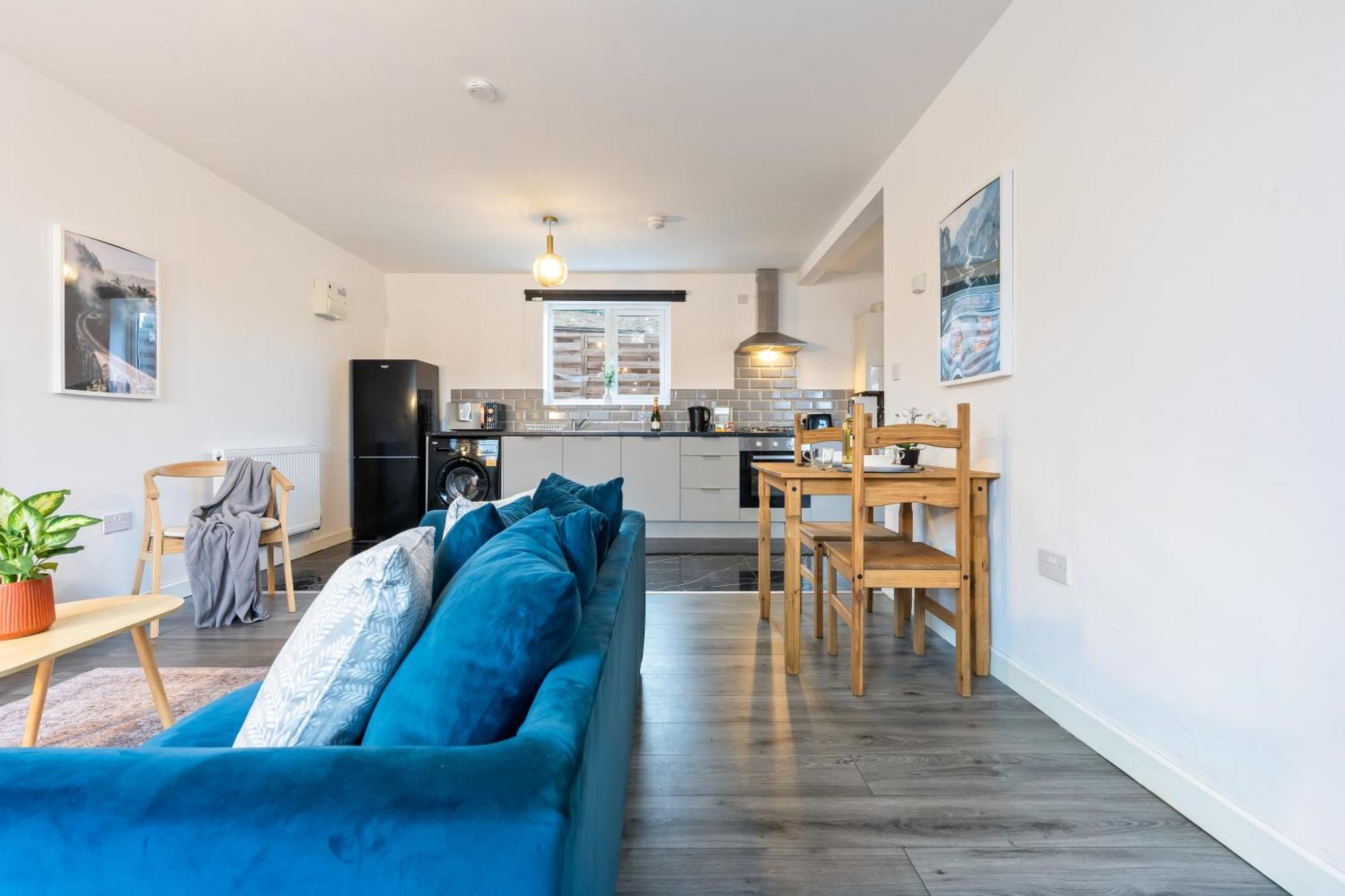 Stylish New Apartment - Free Wifi & Netflix - Top Rated - 3Mh Cradley Heath Екстериор снимка