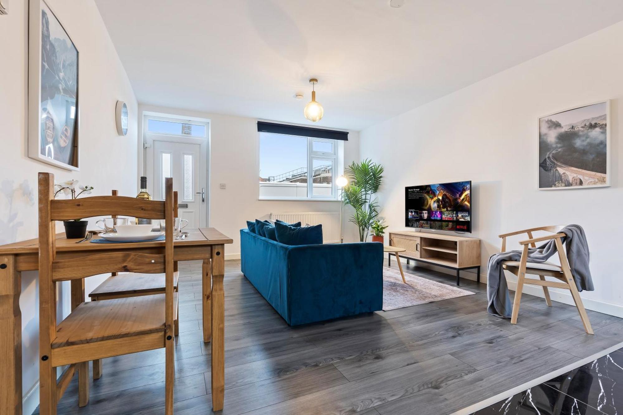 Stylish New Apartment - Free Wifi & Netflix - Top Rated - 3Mh Cradley Heath Екстериор снимка